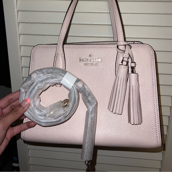 Kate Spade Medium cross body tote - Picture 2 of 4